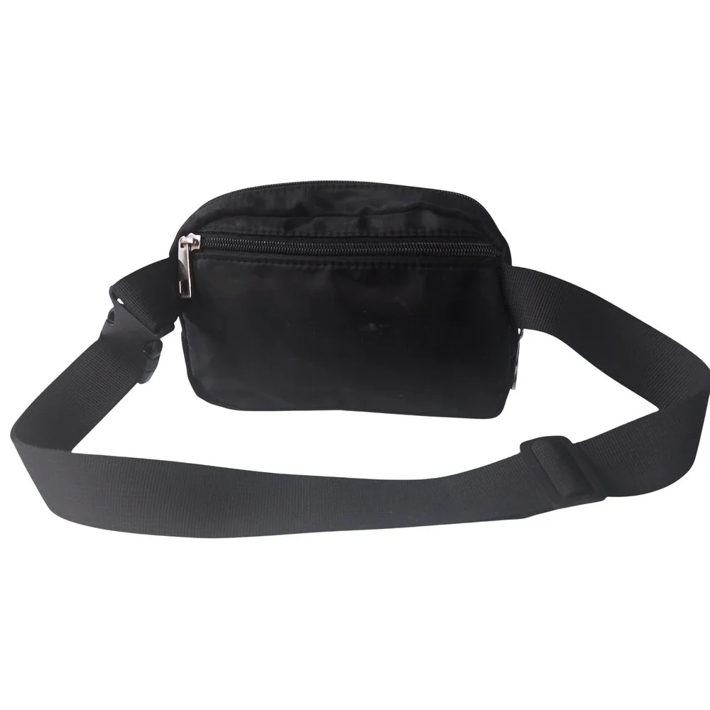 Lululemon Everywhere Belt Bag Black Adjustable Strap Crossbody Fanny Pack 1L